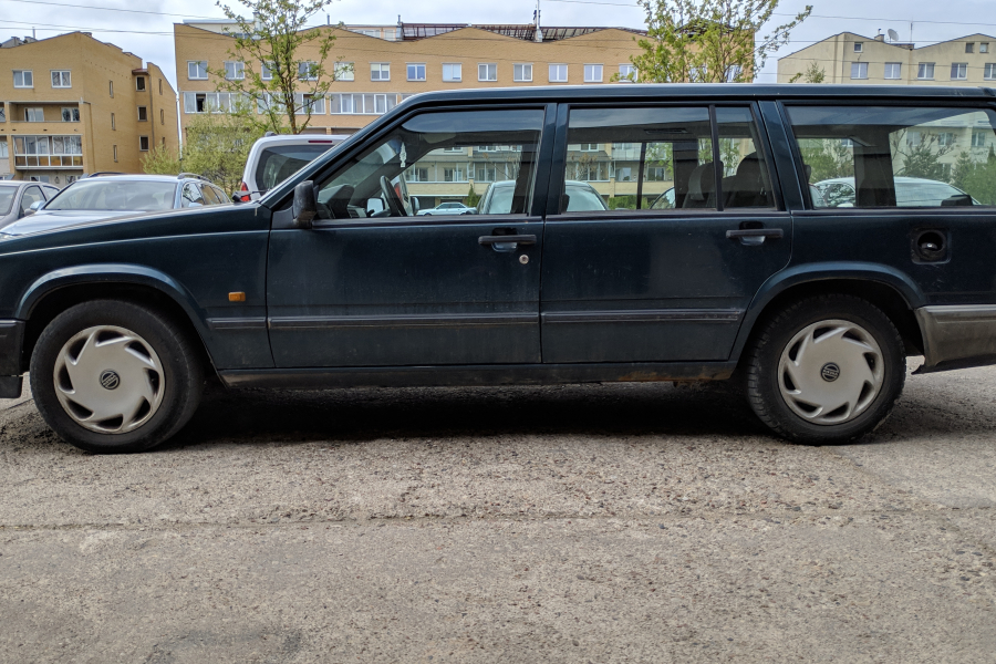 Volvo 940 GL sandėlys