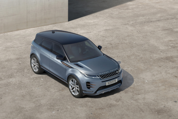 Stiliaus ikona 2.0: debiutavo visiškai naujas „Range Rover Evoque“