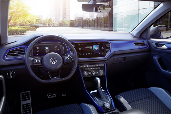 „Volkswagen T-Roc R“: Nauja kompaktiško miesto visureigio versija